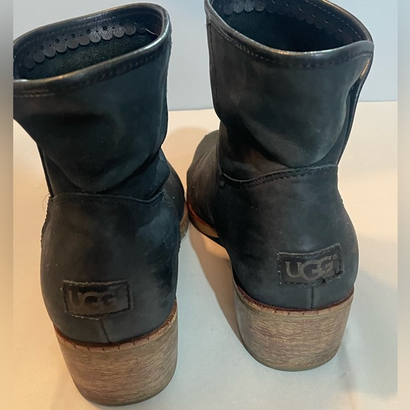 UGG AUSTRALIA DARLING S/N 1005898 DARK GRAY LEATHER CHUNKY HEEL BOOTS Size 8.5 - Picture 4 of 15